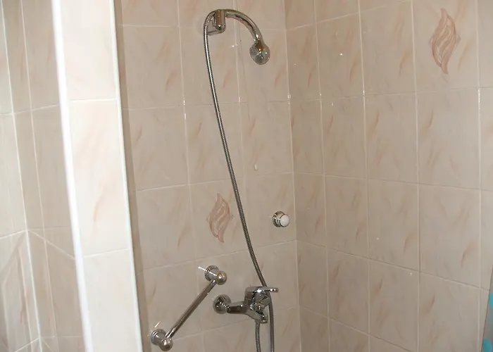 Uroczy Z Ogrodem I Tarasem