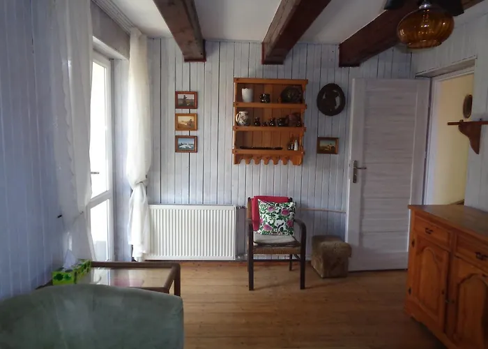 Uroczy Z Ogrodem I Tarasem * מישלניצה